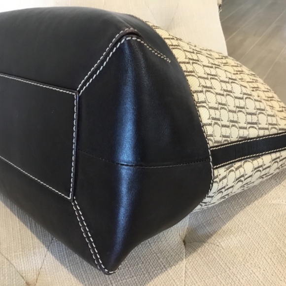 Authentic Carolina Herrera bag CH Carolina Herrera CH Carolina Herrera shoulder - Picture 12 of 12